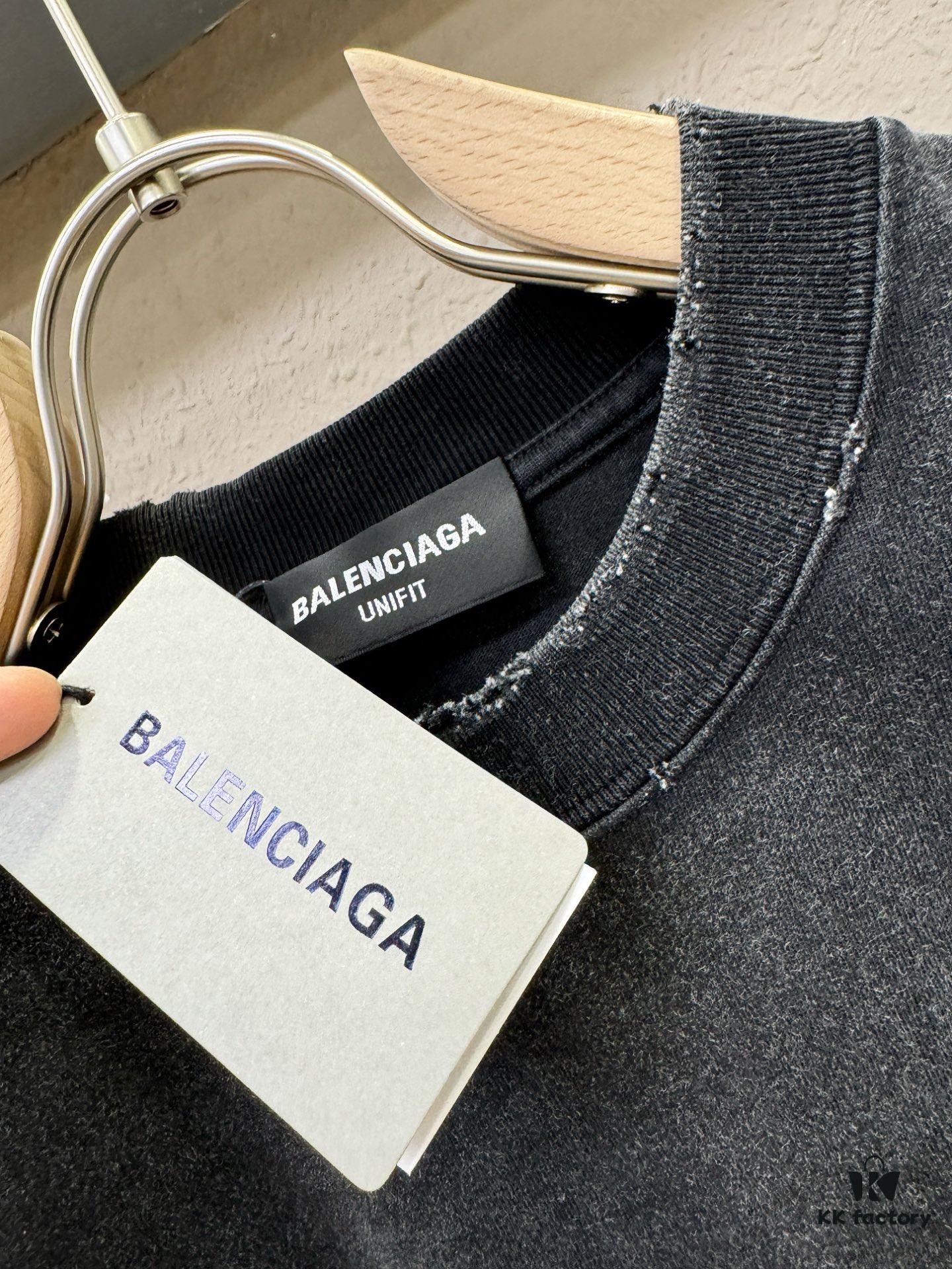 69316d32908475d562cda53b Balenciaga Spring/Summer 2025 New Arrival Short Sleeve T-Shirt! Runway-Inspired Fashion Casual Tee with Signature Logo Design! Exquisitely Crafted from Premium 100% Cotton for Exceptional Softness, Comfort, and Breathability – A Must-Have Wardrobe Essential That Redefines Contemporary Style!