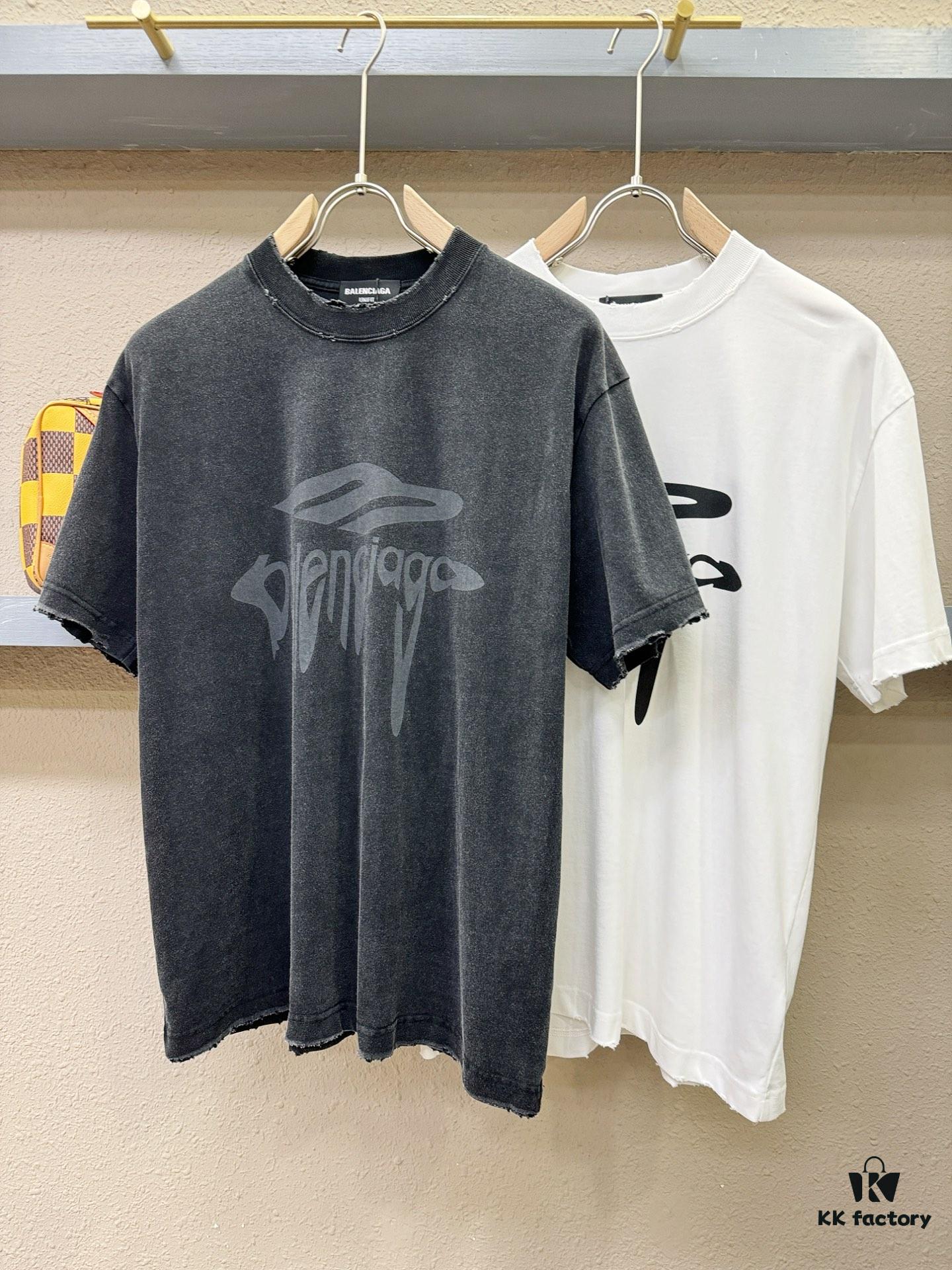 69316da7908475d562cda54e Balenciaga Spring/Summer 2025 New Arrival Short Sleeve T-Shirt! Runway-Inspired Fashion Casual Tee with Signature Logo Design! Exquisitely Crafted from Premium 100% Cotton for Exceptional Softness, Comfort, and Breathability – A Must-Have Wardrobe Essential That Redefines Contemporary Style!