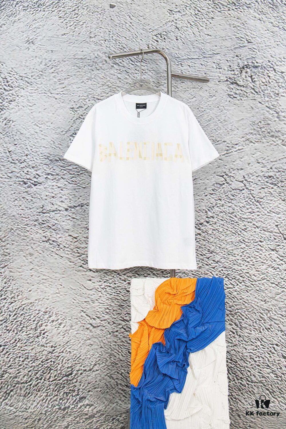 693176f1908475d562cda750 Balenciaga Tape Logo Distressed Short Sleeve T-Shirt