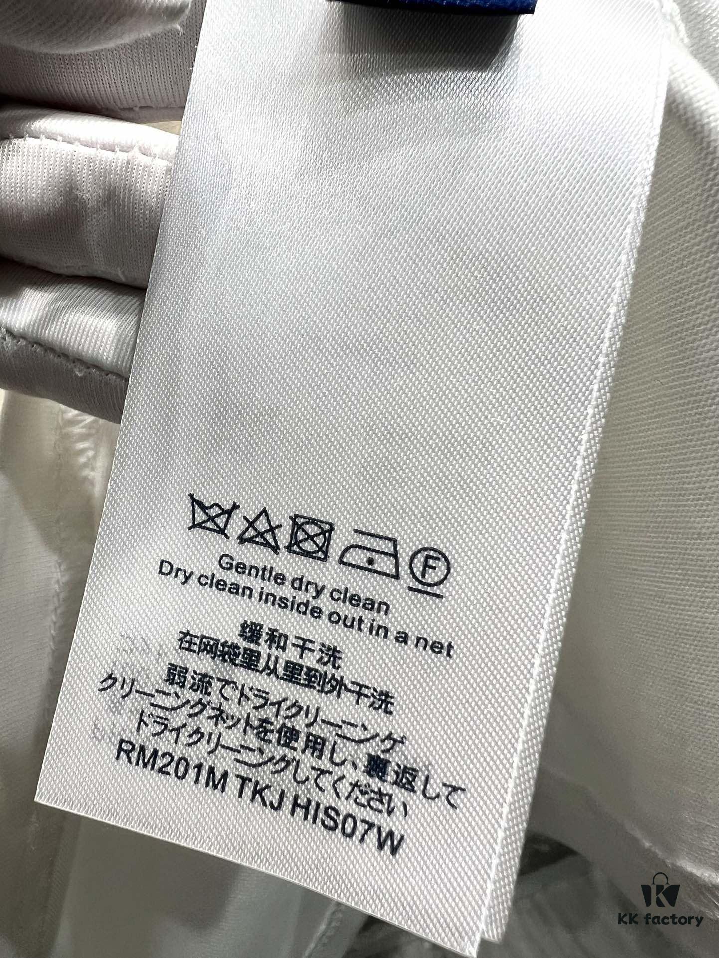 69319e69ccd8ab3d7af93776 Louis Vuitton Embroidered Logo Short-Sleeve T-Shirt