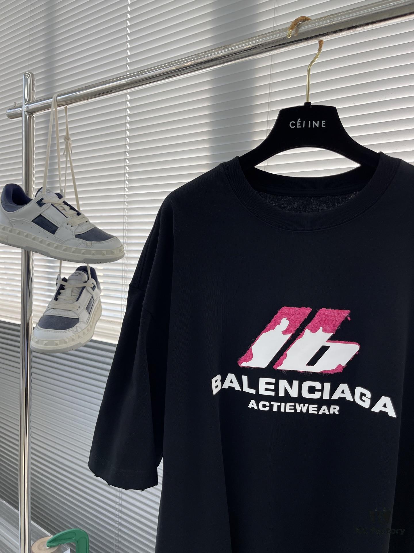 69319fa5ccd8ab3d7af937d0 BALENCIAGA 25 Spring/Summer New Arrival Oversized Short Sleeve T-Shirt