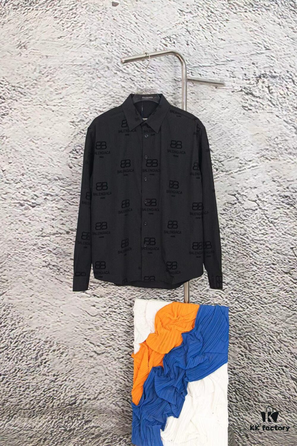 69319fceccd8ab3d7af9388e Balenciaga 2024 SS New Lock Print Flocked Shirt Unisex - Cotton Satin Fabric with Classic Grid Design