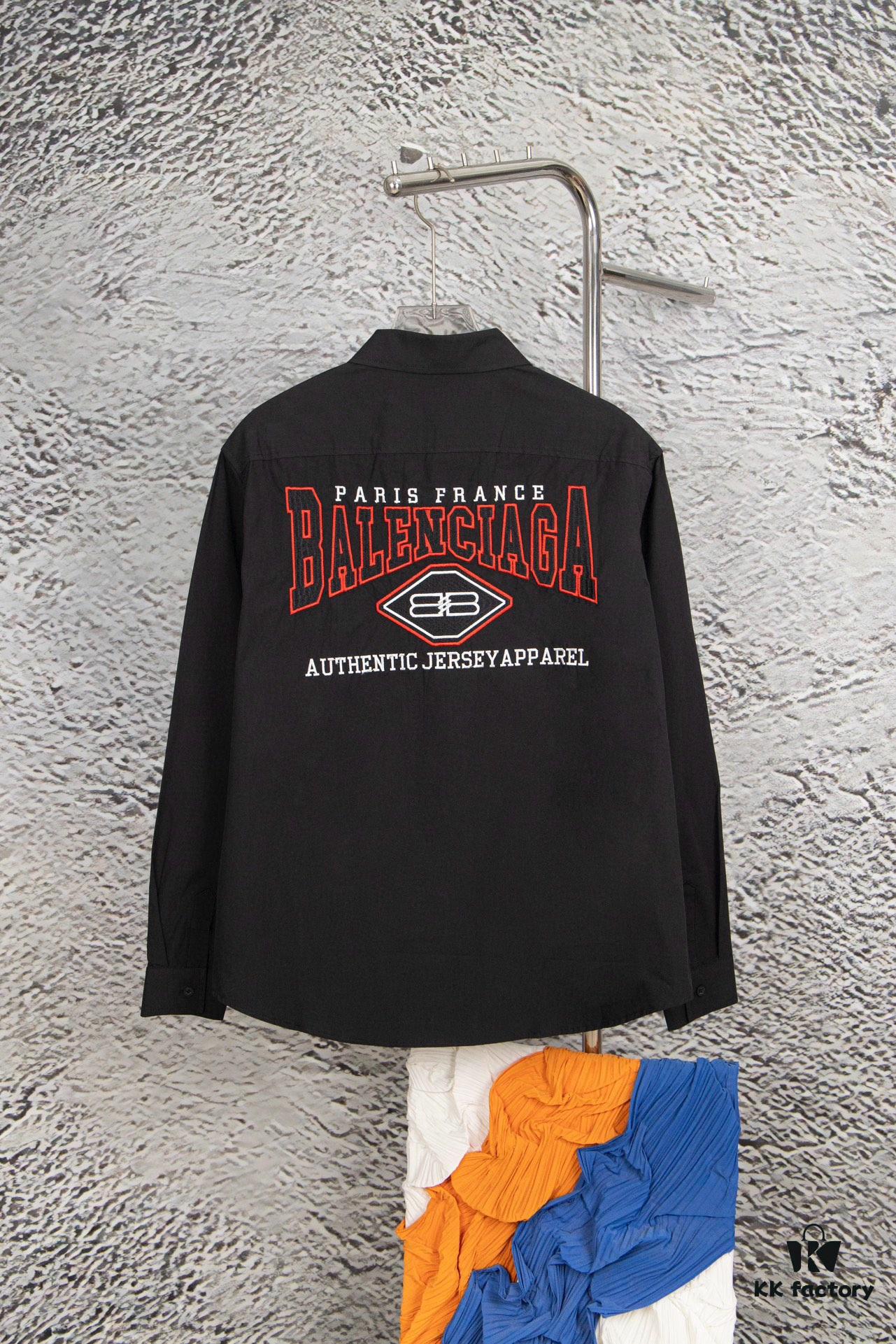 69319fd1ccd8ab3d7af938d0 New Balenciaga BLCG 24SS Batman Heavy Embroidery Long Sleeve Shirt