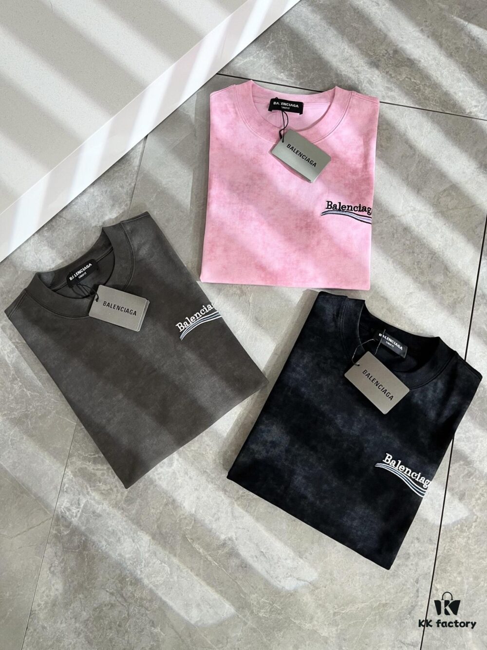 69319fd7ccd8ab3d7af9393c BALENCI*GA 2025 Spring/Summer New Unisex 👫 Short Sleeve T-Shirt with Runway Print and Embroidered Logo – Fashionable Casual Tee in Premium 260g Cotton