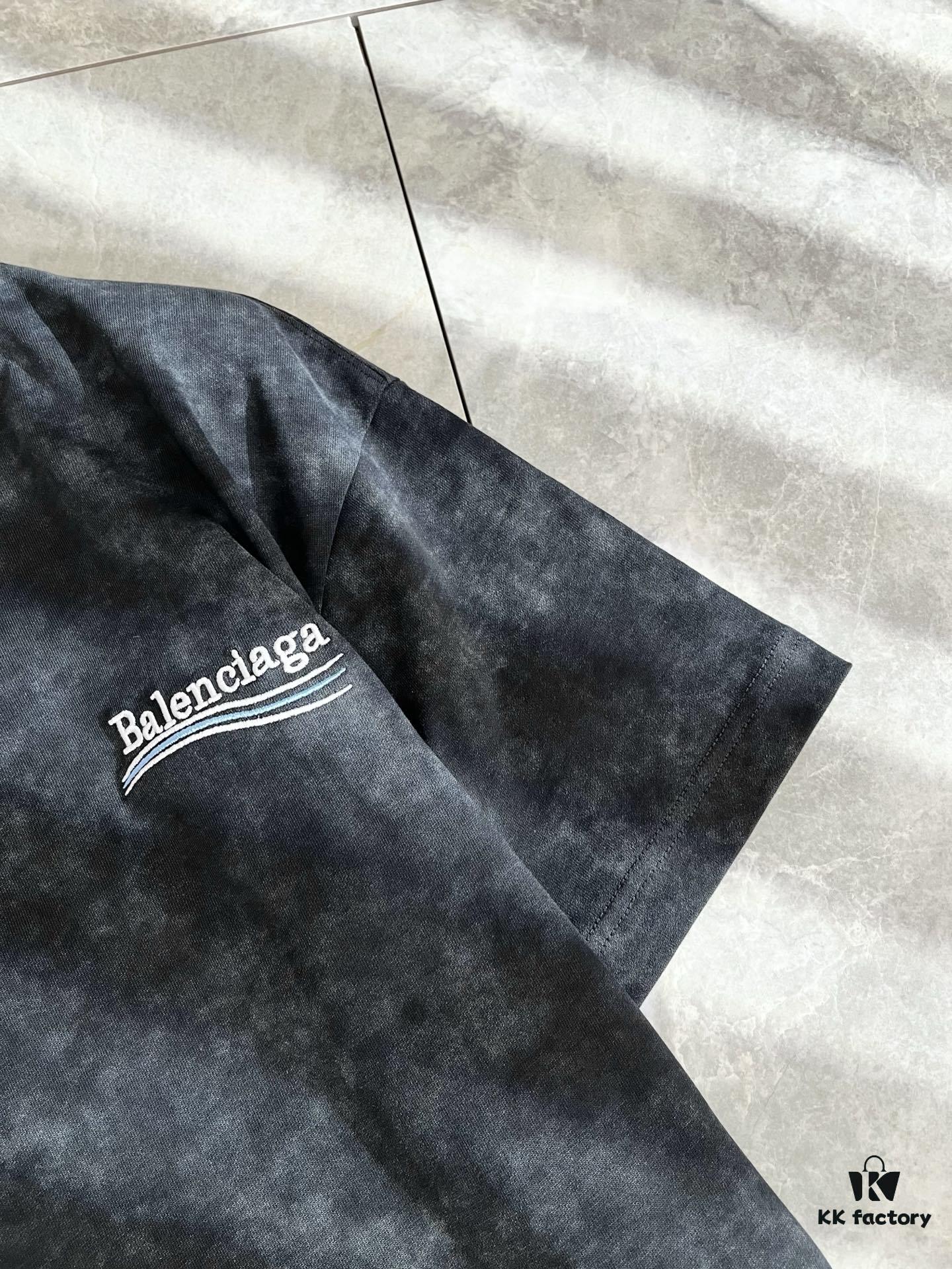 69319fd7ccd8ab3d7af93940 BALENCI*GA 2025 Spring/Summer New Unisex 👫 Short Sleeve T-Shirt with Runway Print and Embroidered Logo – Fashionable Casual Tee in Premium 260g Cotton