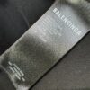 69319fd9ccd8ab3d7af9395b Balenciaga Spring/Summer 2025 New Arrival Short Sleeve T-Shirt! Runway-Inspired Fashion Casual Tee with Signature Logo Design! Premium 100% Cotton Fabric, Soft and Skin-Friendly Texture, Exceptional Comfort and Breathability. A Must-Have Piece That Exudes Style and Sophistication. Relaxed Fit with Slightly Dropped Shoulders and Round Neck, Gender-Neutral Unisex Cut for Couples – Redefining Contemporary Fashion Elegance. Distinct from Market Versions, Complete with Three Authentic Labels, Unisex Design. High-End Collection!