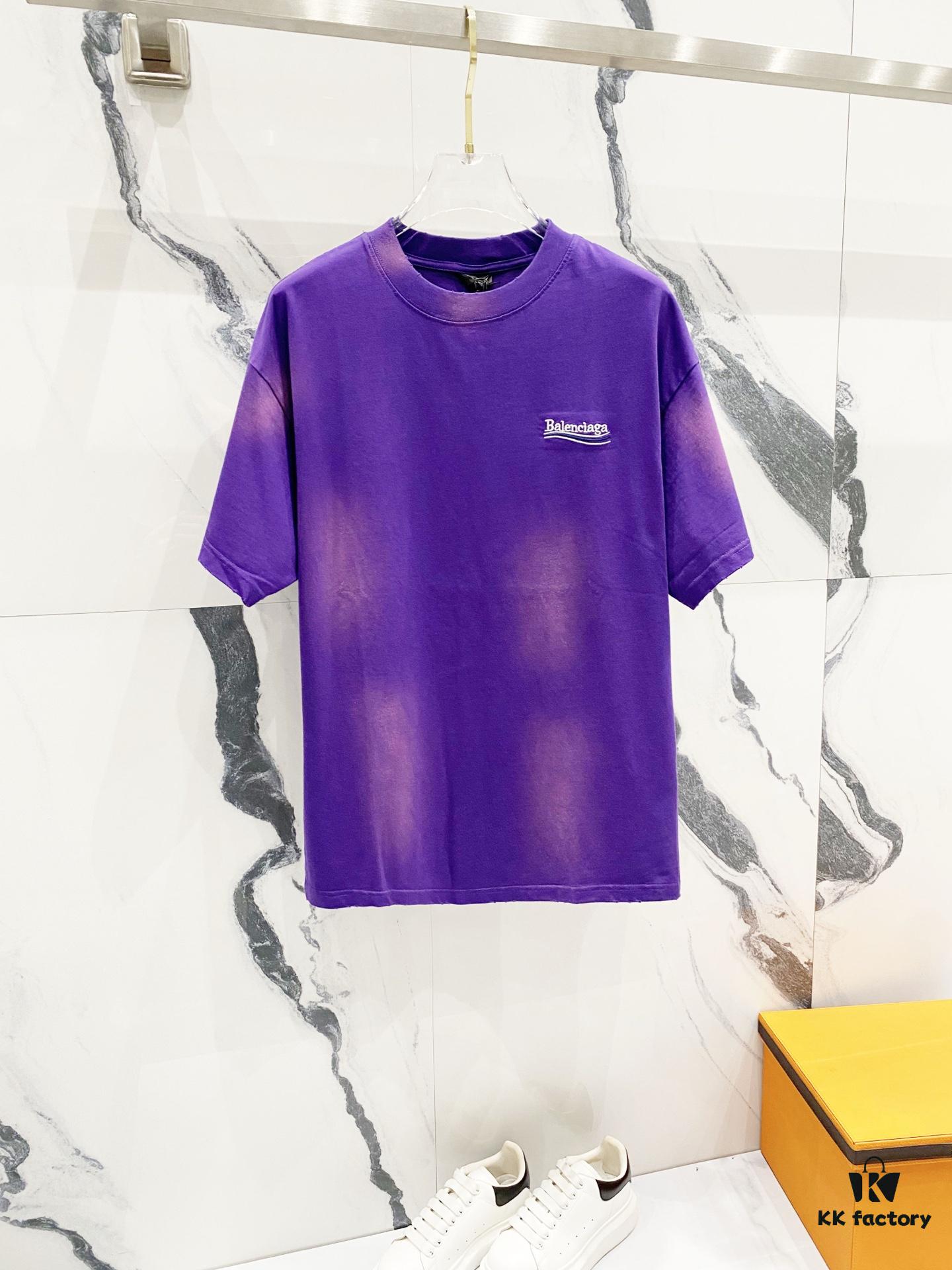 69319fdbccd8ab3d7af9397b BALENCIAGA 320g Washed Short-Sleeve T-Shirt with Wavy Coke Embroidery and Logo Design