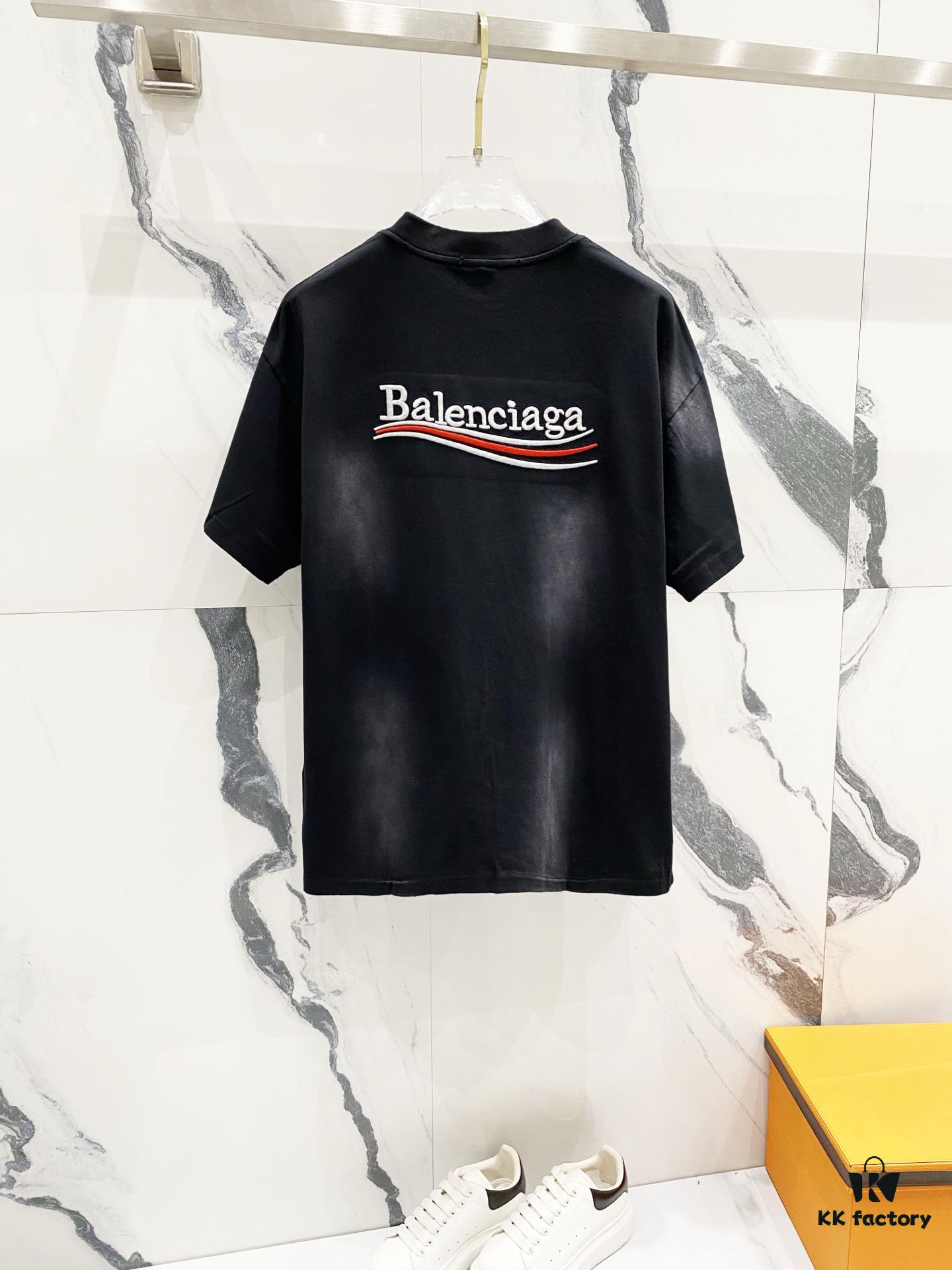 69319fdcccd8ab3d7af93990 BALENCIAGA 320g Washed Short-Sleeve T-Shirt with Wavy Coke Embroidery and Logo Design