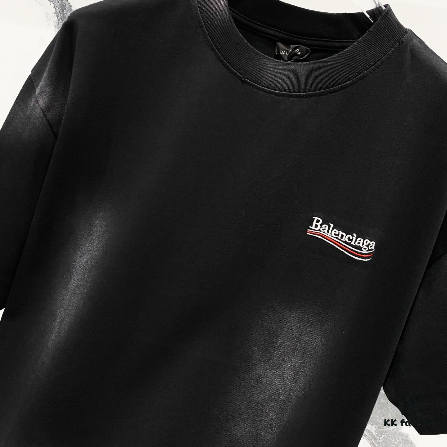 69319fdcccd8ab3d7af93992 BALENCIAGA 320g Washed Short-Sleeve T-Shirt with Wavy Coke Embroidery and Logo Design