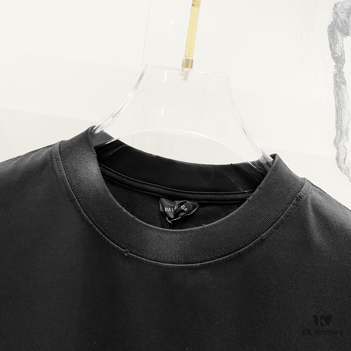 69319fdcccd8ab3d7af93997 BALENCIAGA 320g Washed Short-Sleeve T-Shirt with Wavy Coke Embroidery and Logo Design