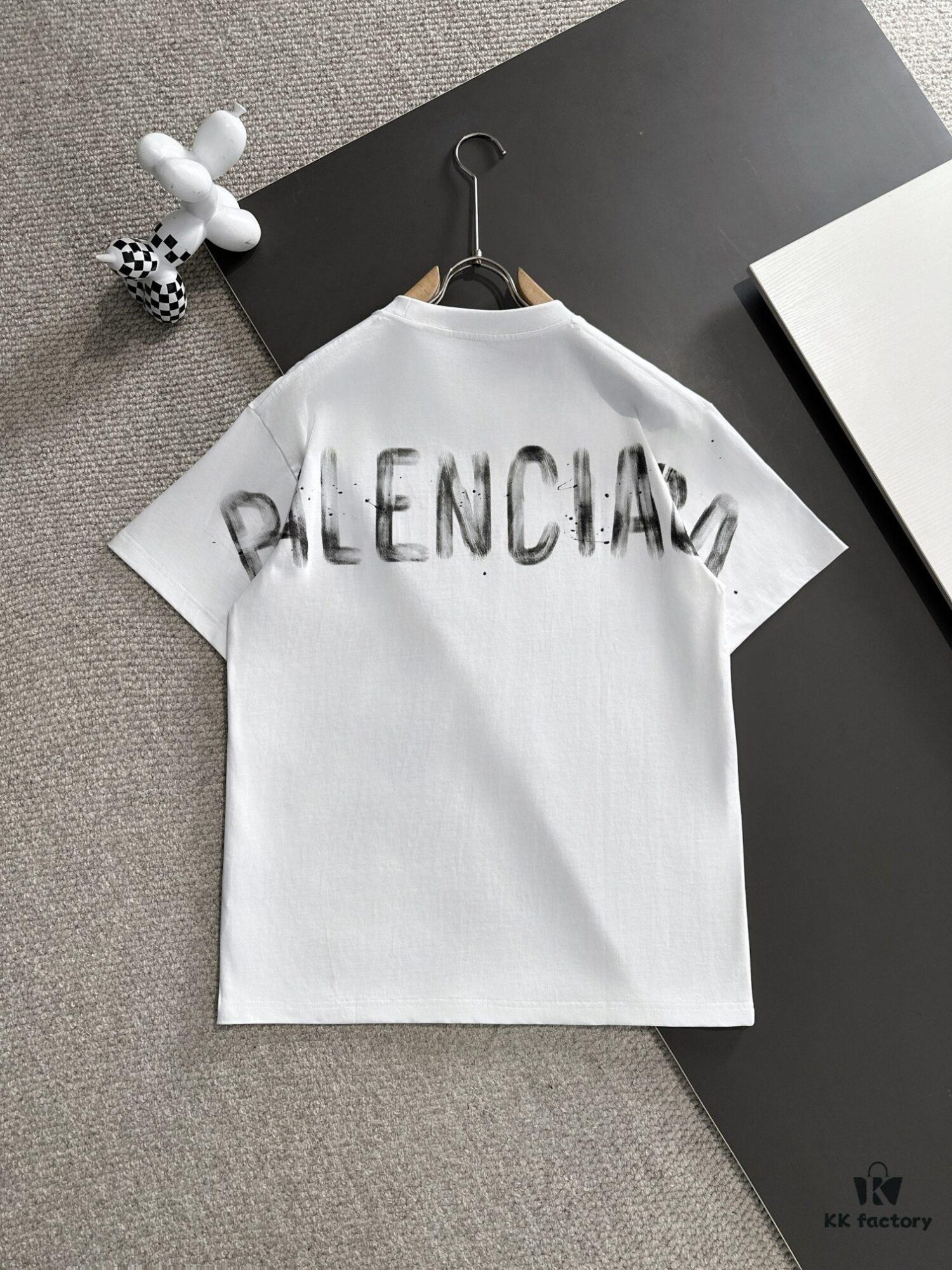 69319fdeccd8ab3d7af939cb Balenciaga 2025 Spring and Summer New Arrival - High-Quality Cotton T-Shirt with Classic Double B Hand-Painted Style Print