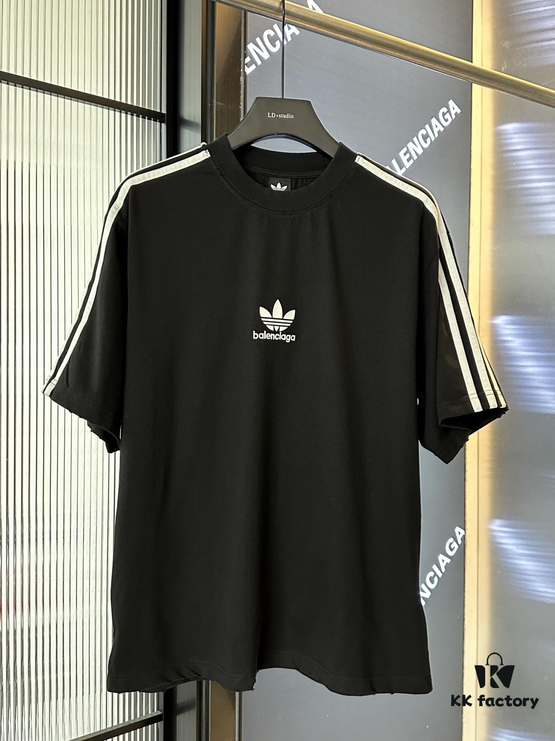 69319fe2ccd8ab3d7af93a13 Balenciaga x Three Leaves Collaboration Logo Embellished Heavyweight T-Shirt (Top Version, Distinguished from Standard Stock)