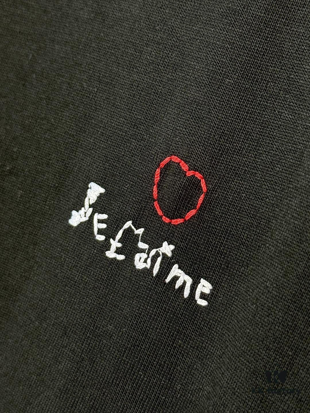 69319fe5ccd8ab3d7af93a49 25SS Balenciaga Valentine's Day Limited Edition Embroidered Heart Couple T-Shirt (Valentine's 520 Qixi Essential)