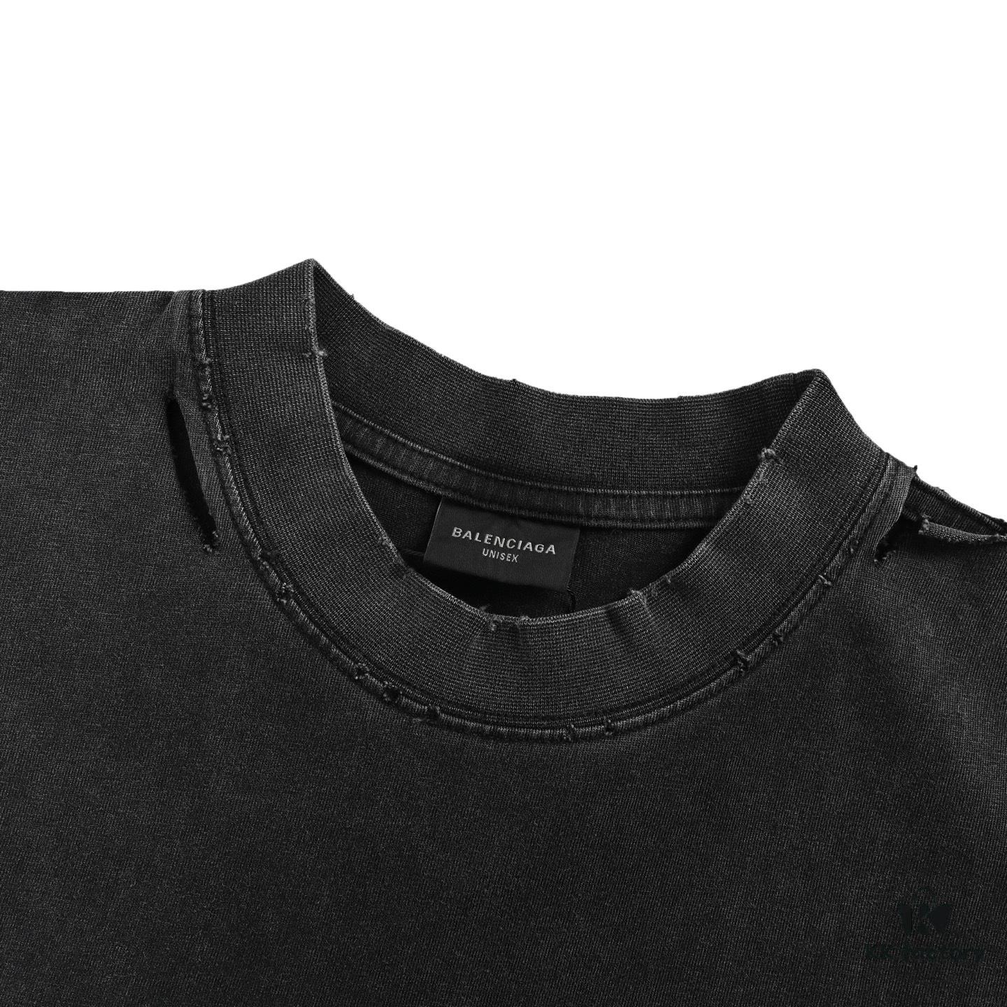 6931a002ccd8ab3d7af93bce Balenciaga Valentine's Limited Edition Graffiti Heart Short-Sleeve T-Shirt