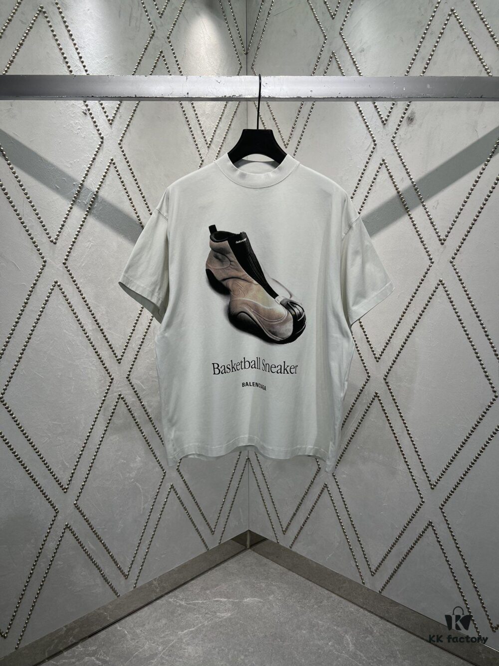 6931a00bccd8ab3d7af93c83 Paris 25ss New Arrival Basketball Sneaker Distressed Plain Knit Oversized T-Shirt
