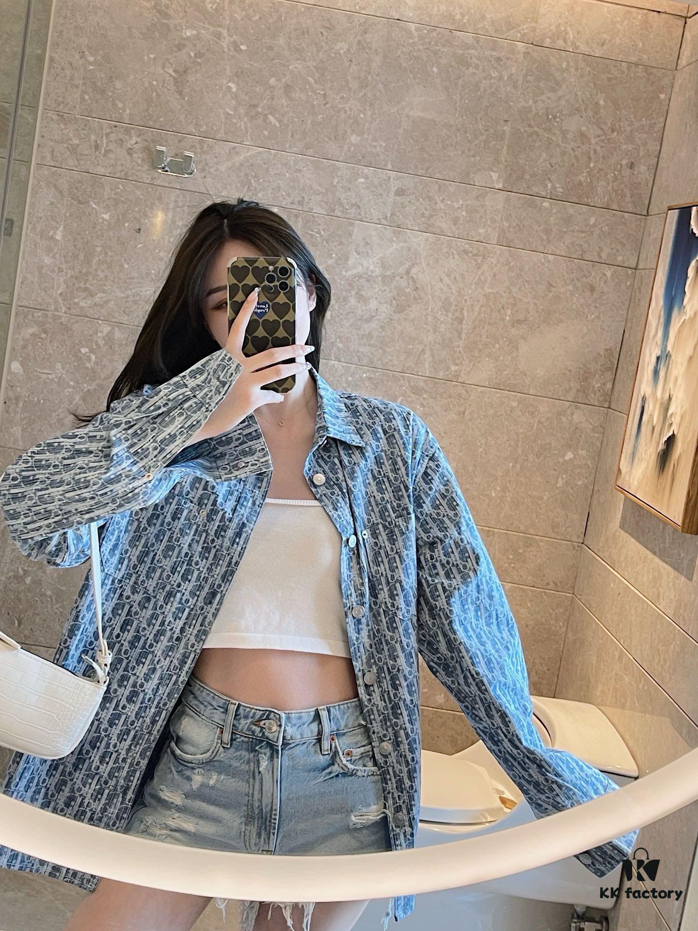 6931a00eccd8ab3d7af93cc8 Dior 22FW Vintage Logo Jacquard Long-Sleeve Denim Shirt