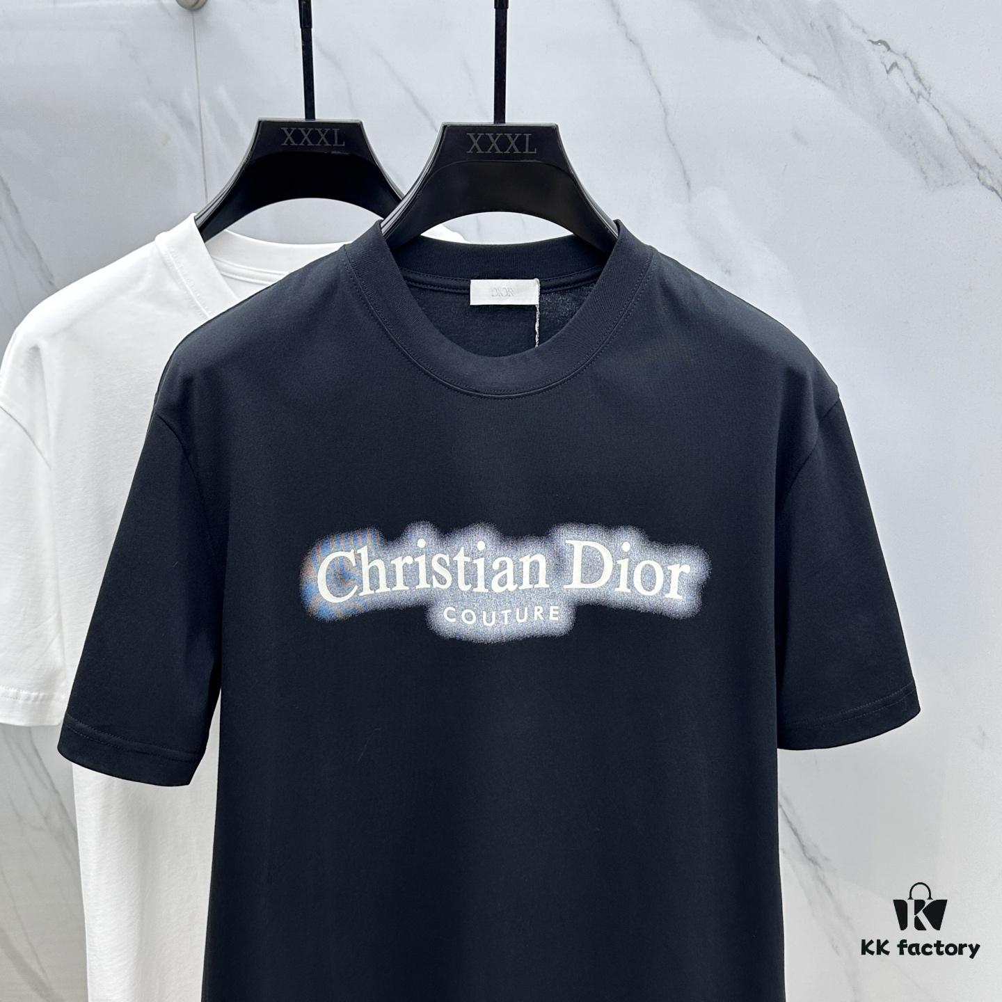 6931a013ccd8ab3d7af93d2f Christian Dior Dior 2025 FW Spring/Summer New Arrival Round Neck T-Shirt for Layering or Outerwear, 3D Logo Slightly Oversized Short-Sleeve 260g Active Cotton Tee