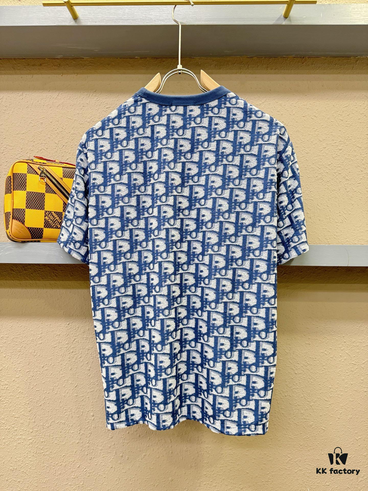 6931a015ccd8ab3d7af93d51 Dior 2025 Spring/Summer New Arrival Classic Round Neck Short Sleeve T-Shirt, Fashionable and Versatile Design with Exquisite Craftsmanship, Premium Materials and Full Branding, Essential Wardrobe Staple for the Modern Man