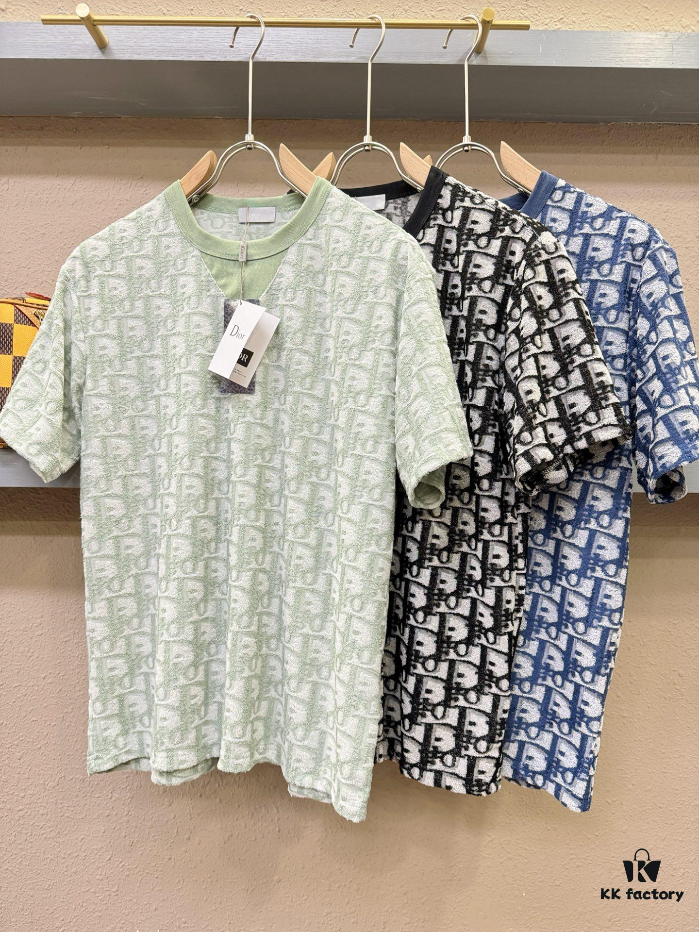 6931a016ccd8ab3d7af93d5c Dior 2025 Spring/Summer New Classic Round Neck Short Sleeve T-Shirt, Fashionable and Versatile Design with Exquisite Craftsmanship, Premium Fabric from Official Retail, Complete Set of Three Labels, Essential Style for the Modern Trendsetting Man