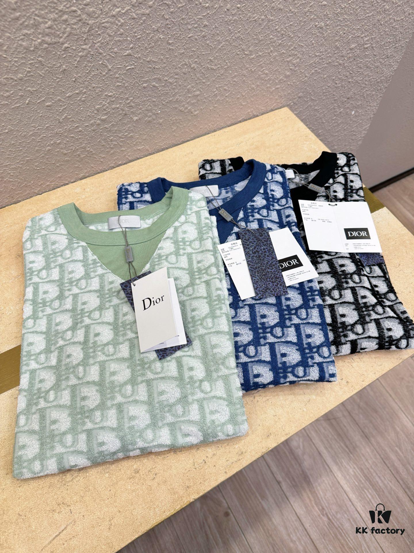6931a016ccd8ab3d7af93d5d Dior 2025 Spring/Summer New Classic Round Neck Short Sleeve T-Shirt, Fashionable and Versatile Design with Exquisite Craftsmanship, Premium Fabric from Official Retail, Complete Set of Three Labels, Essential Style for the Modern Trendsetting Man