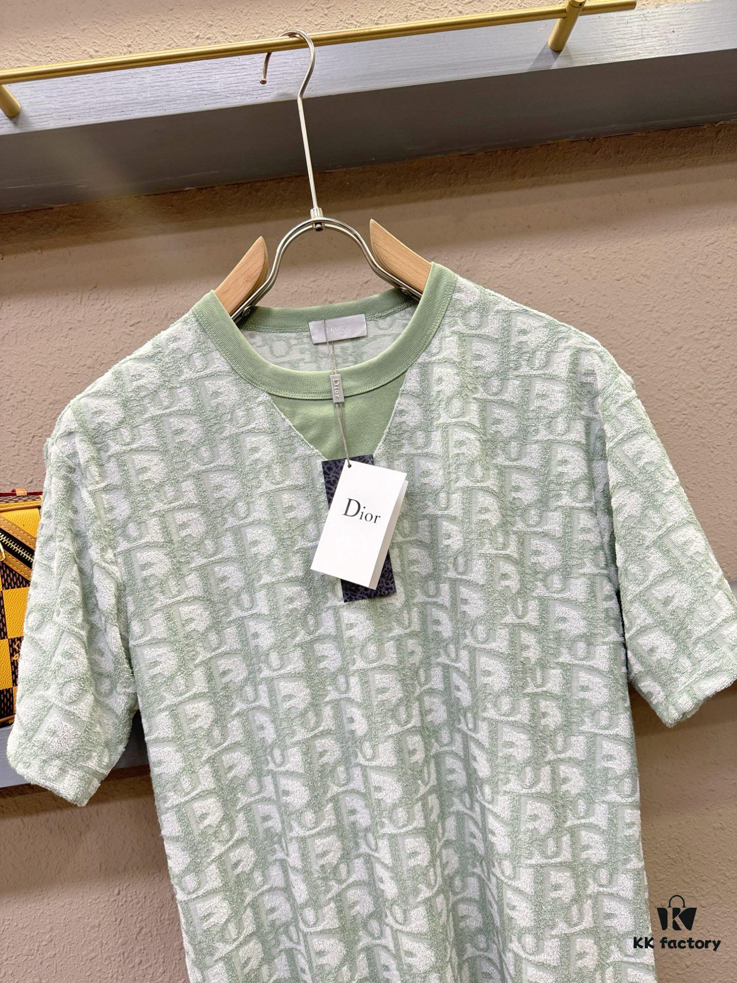 6931a016ccd8ab3d7af93d5f Dior 2025 Spring/Summer New Classic Round Neck Short Sleeve T-Shirt, Fashionable and Versatile Design with Exquisite Craftsmanship, Premium Fabric from Official Retail, Complete Set of Three Labels, Essential Style for the Modern Trendsetting Man