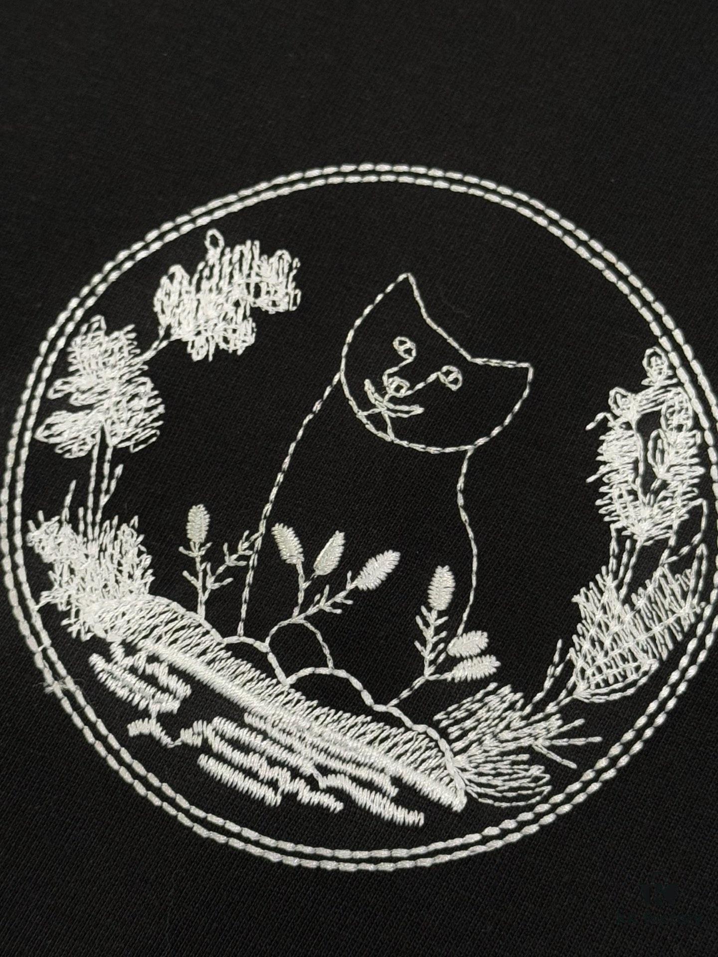 6931a017ccd8ab3d7af93d84 Dior Collaboration Embroidered Cat Short-Sleeve T-Shirt - Premium Version