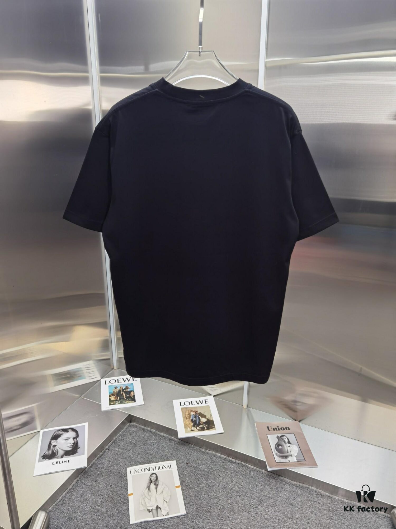 6931a02accd8ab3d7af93e33 Dior D'OR (Embroidered Top-tier Version, Different from Standard Stock) Short Sleeve T-Shirt