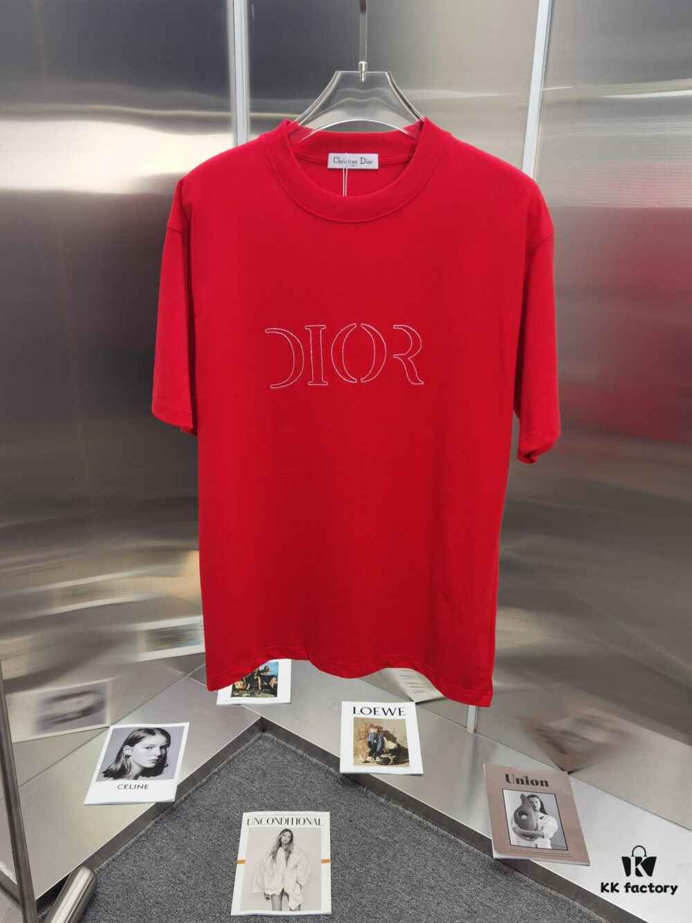 6931a02accd8ab3d7af93e38 Dior D'Or (Top-tier Embroidered Version, Different from Standard Stock) Short Sleeve T-Shirt