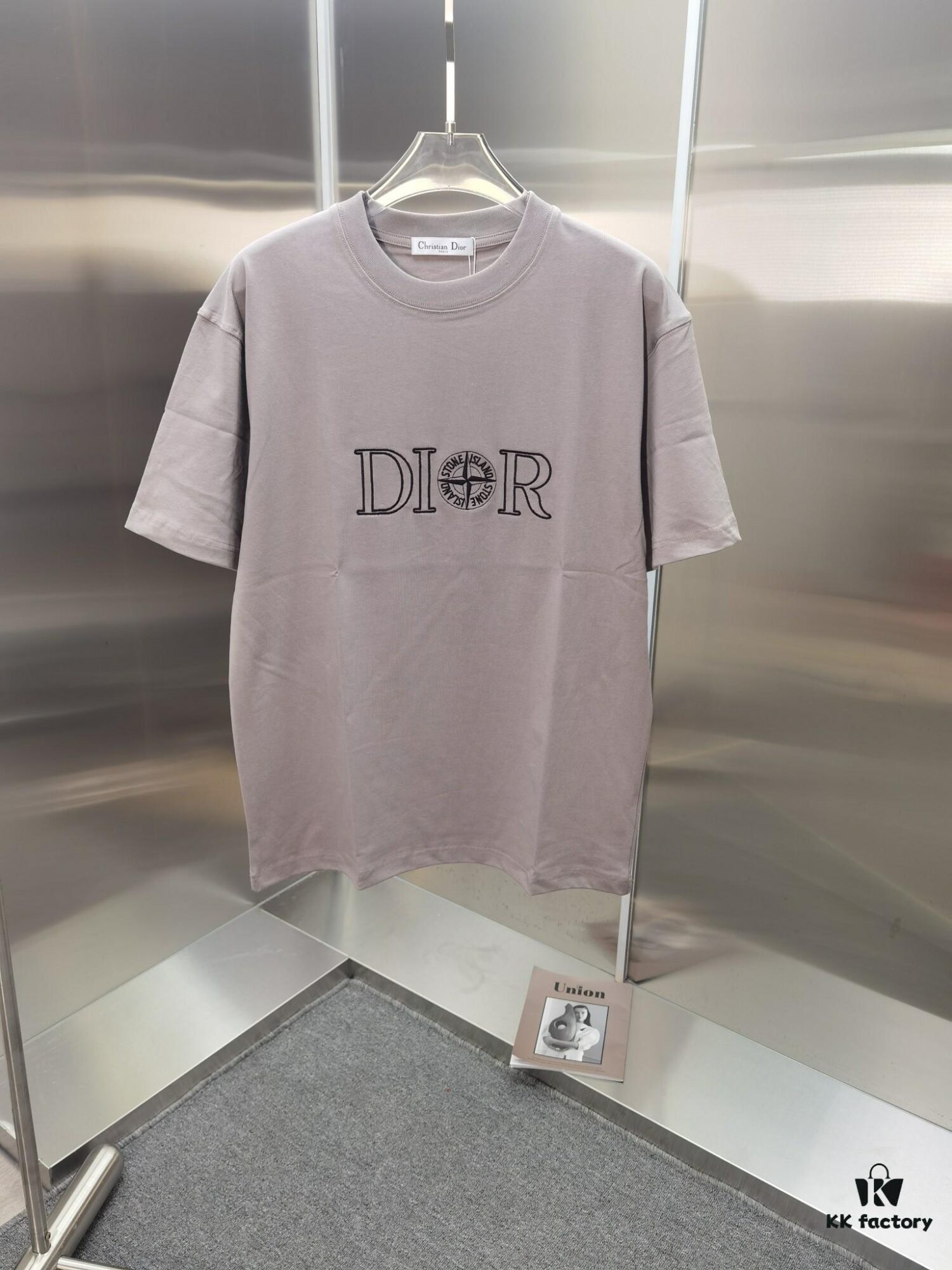 6931a02dccd8ab3d7af93e6a D*OR Embroidered Short Sleeve T-Shirt (Top Quality Version, Different from Standard Stock) - Unisex Design, Never Discontinued