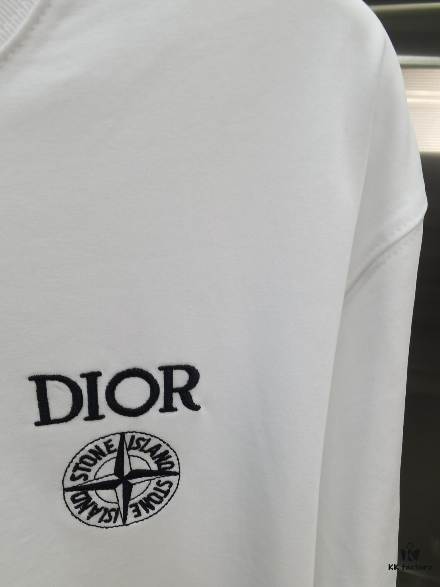 6931a02dccd8ab3d7af93e73 Dior D'OR Embroidered Premium Short Sleeve T-Shirt
