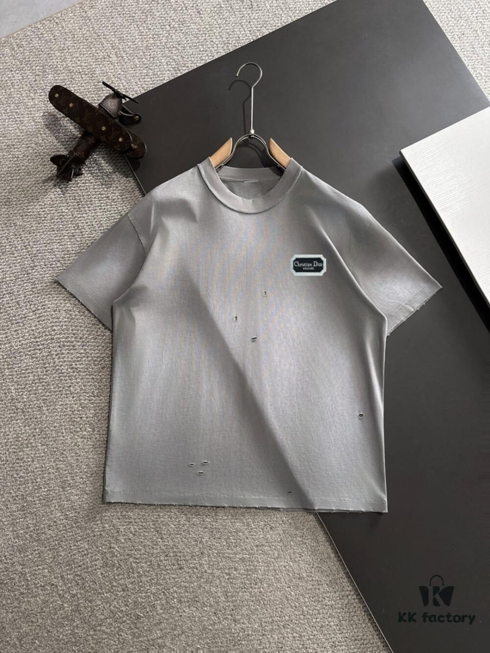 6931a039ccd8ab3d7af93f5b High-Quality DIOR 2025 Spring/Summer New Men's Tie-Dye Washed Short-Sleeve T-Shirt