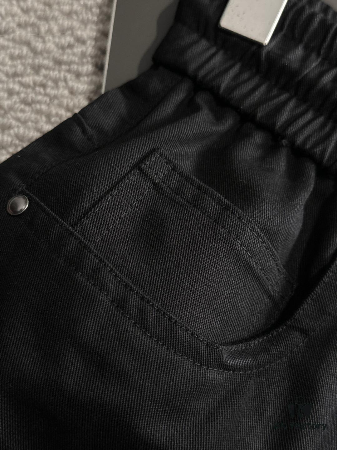 6931a03bccd8ab3d7af93f7a Dior 2025 Spring/Summer New Arrival Elastic Waist Casual Pants, Lightweight Custom Counter Fabric, Highly Breathable and Comfortable, Exquisite Details, Brand-Inspired Design Concept Reflecting High Quality, Soft and Smooth Touch