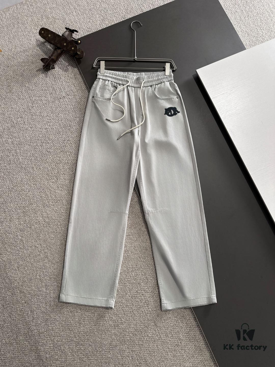 6931a03cccd8ab3d7af93f8a Dior 2025 Spring/Summer New Arrival Elastic Waist Casual Pants, Lightweight Custom Counter Fabric, Highly Breathable and Comfortable, Exquisitely Designed with Brand Elements Reflecting High Quality, Soft and Smooth to the Touch, Featuring a Relaxed Cut with Excellent Fit