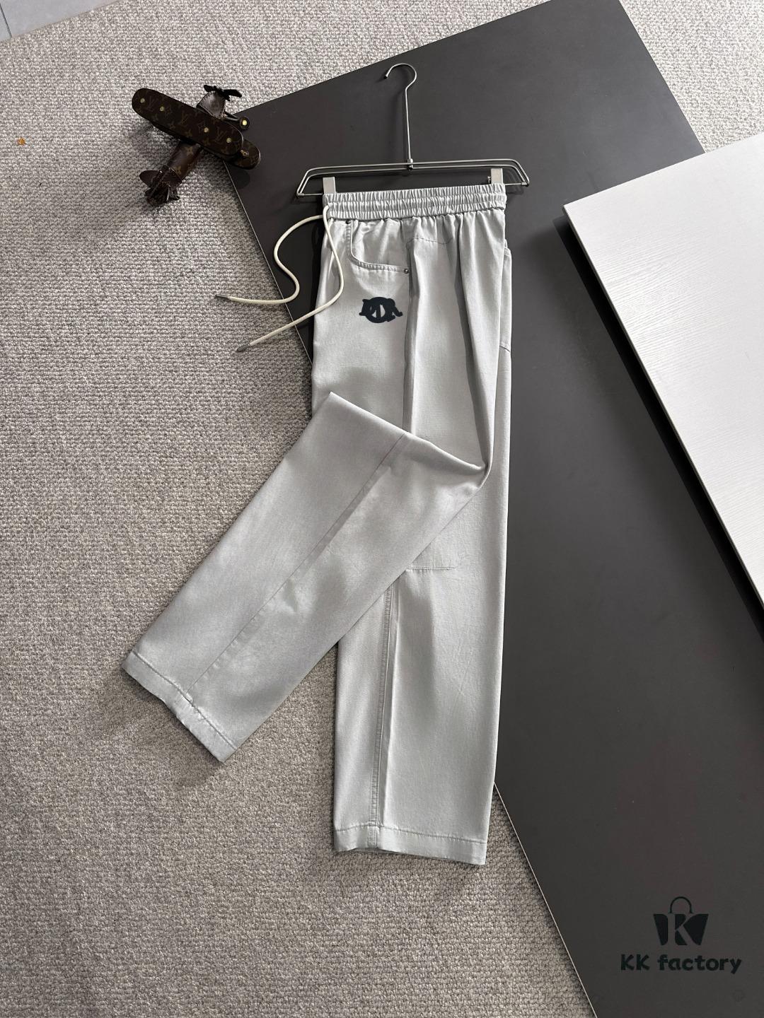 6931a03cccd8ab3d7af93f90 Dior 2025 Spring/Summer New Arrival Elastic Waist Casual Pants, Lightweight Custom Counter Fabric, Highly Breathable and Comfortable, Exquisitely Designed with Brand Elements Reflecting High Quality, Soft and Smooth to the Touch, Featuring a Relaxed Cut with Excellent Fit