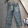 6931a03fccd8ab3d7af93fd0 Dior 2025 All-Season Relaxed Straight-Leg Jeans, The Epitome of Trend – Fashion Influencers' Favorite