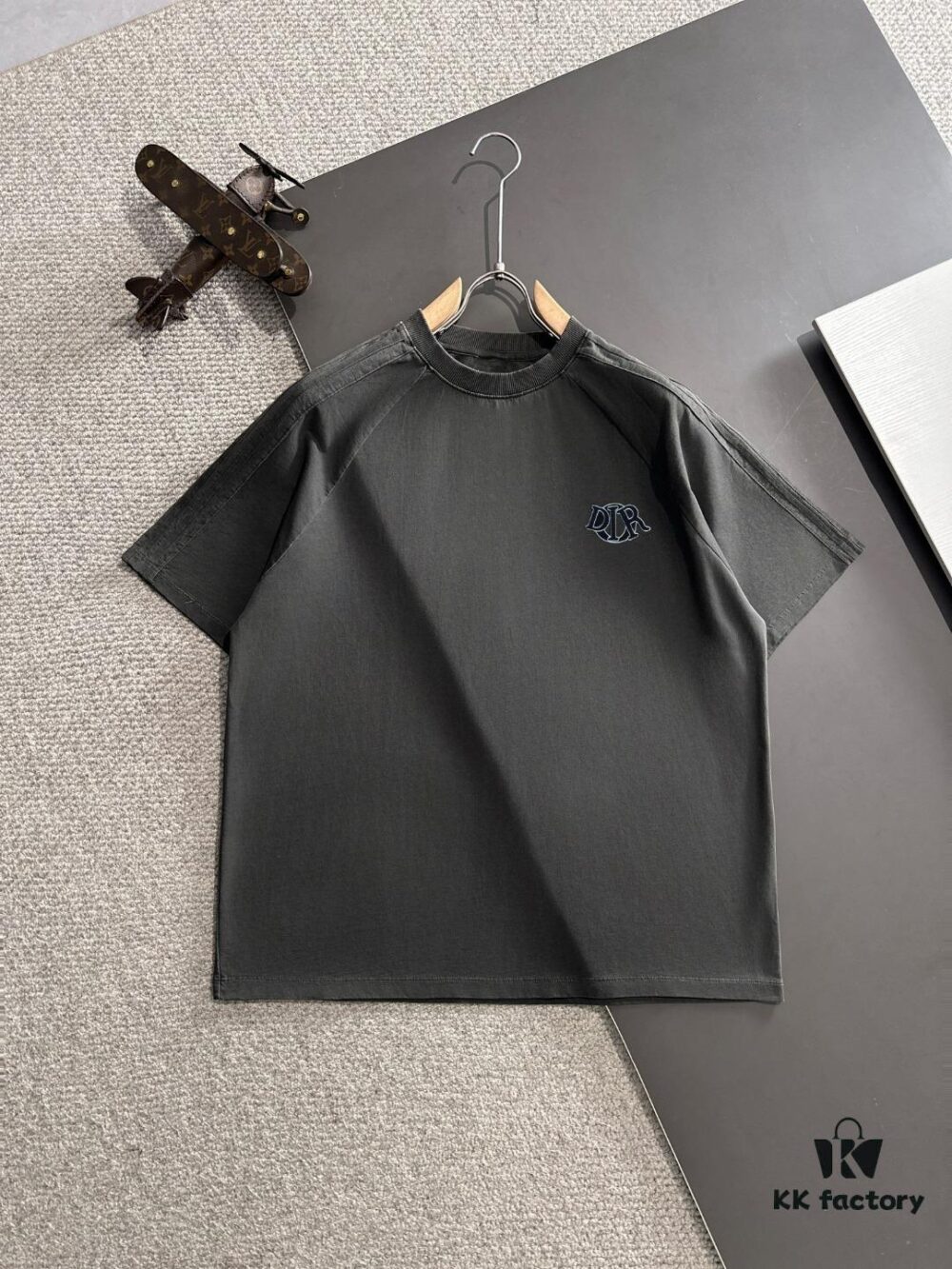 6931a040ccd8ab3d7af93fed High-Quality DIOR Men's Tie-Dye Washed Short-Sleeve T-Shirt 2025 Spring/Summer New Arrival