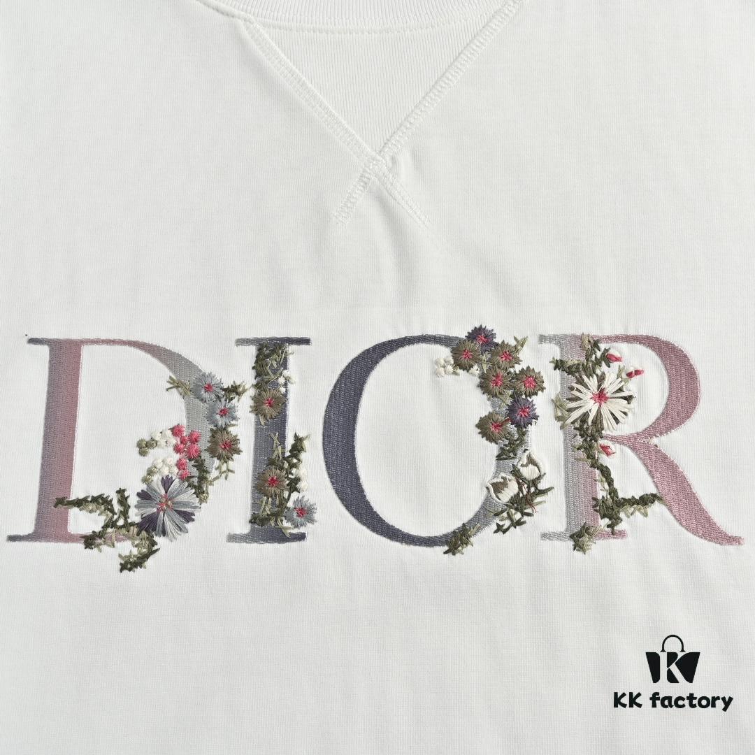 6931a045ccd8ab3d7af9404c Dior 22SS Embroidered Floral Letter Short Sleeve T-Shirt