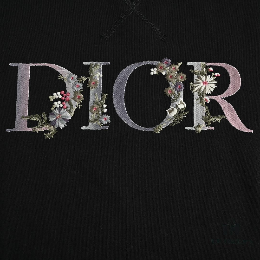 6931a046ccd8ab3d7af9405f Dior 22SS Embroidered Floral Letter Short-Sleeve