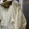 6931a04eccd8ab3d7af940fd Dio* 25SS Early Spring New Arrival Vintage Monogram Hooded Jacket Original Development! High-End Production! This hooded jacket features golden Oblique jacquard, revisiting the iconic pattern launched by D*or in 1967. Custom gold taffeta technical jacquard fabric by YB. Embellished with a bee embroidery on the right pocket, adding exquisite detail. Extremely intricate craftsmanship; most importantly, it requires pattern-matching design, making production costs double that of regular jackets. Exceptional texture and quality.