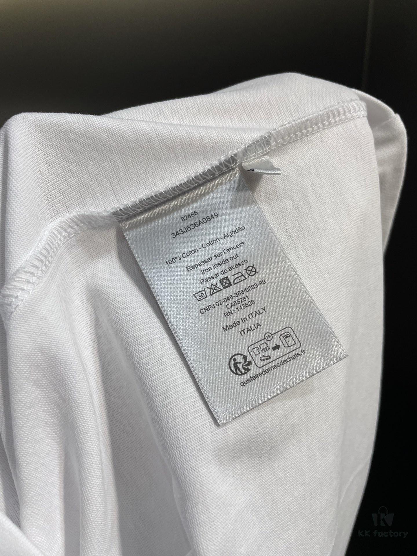 6931a04fccd8ab3d7af94115 DIOR Letter Embroidered Badge Logo Short Sleeve T-Shirt