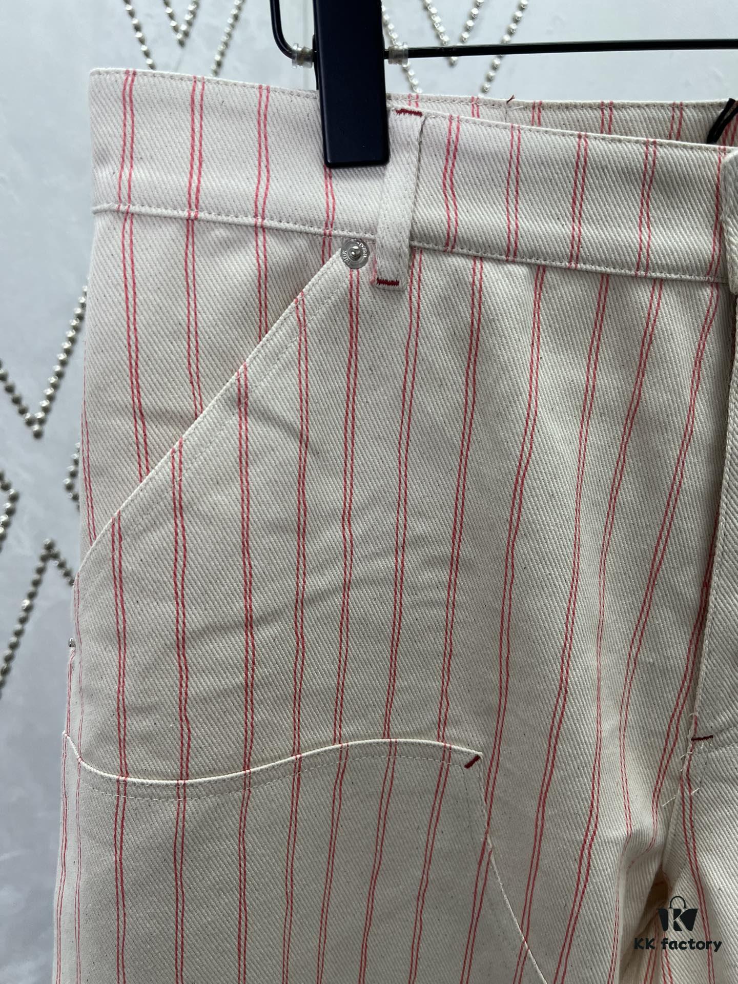 6931a052ccd8ab3d7af94161 Dior 25SS New Arrival Shorts Combining Modern Style with Classic Elegance