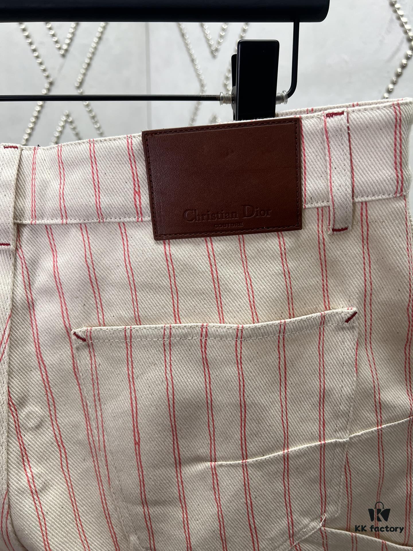 6931a053ccd8ab3d7af94165 Dior 25SS New Arrival Shorts Combining Modern Style with Classic Elegance