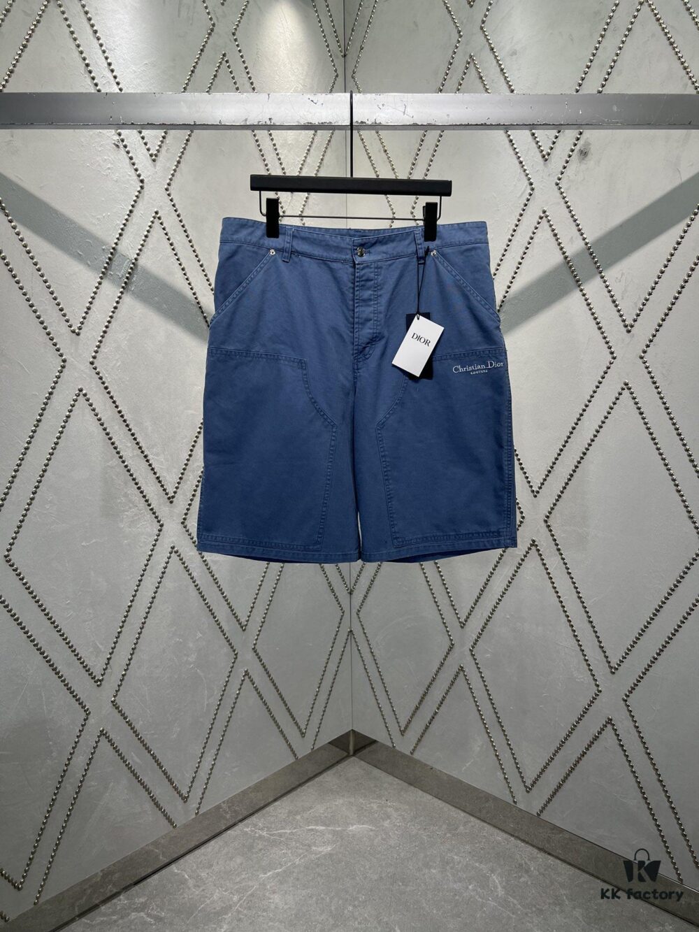 6931a053ccd8ab3d7af94169 Dior 25SS New Summer Men's Wear Collection Solid Color Letter Embroidery Pure Cotton Denim Shorts
