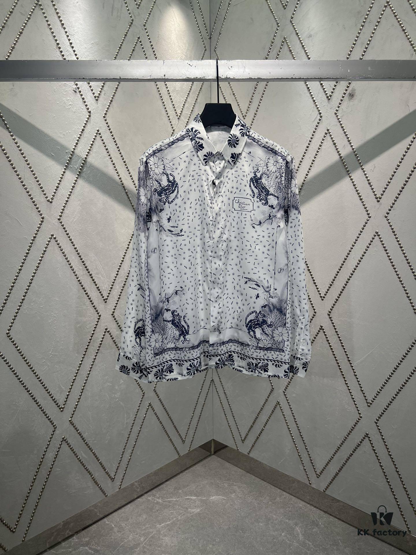 6931a056ccd8ab3d7af941b5 Dior 25SS New Arrival Shirt from the DIOR AND HYLTON NEL Collaboration Collection, Interpreting the Artist's Artistic Vision. Crafted from White Mulberry Silk Twill, Featuring an Oversized Silhouette and Concealed Button Closure. Stylish Design Perfectly Matches Other Pieces from This Limited Series