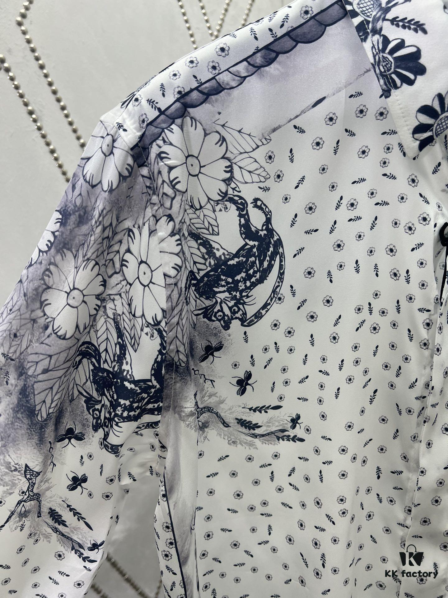 6931a057ccd8ab3d7af941bb Dior 25SS New Arrival Shirt from the DIOR AND HYLTON NEL Collaboration Collection, Interpreting the Artist's Artistic Vision. Crafted from White Mulberry Silk Twill, Featuring an Oversized Silhouette and Concealed Button Closure. Stylish Design Perfectly Matches Other Pieces from This Limited Series