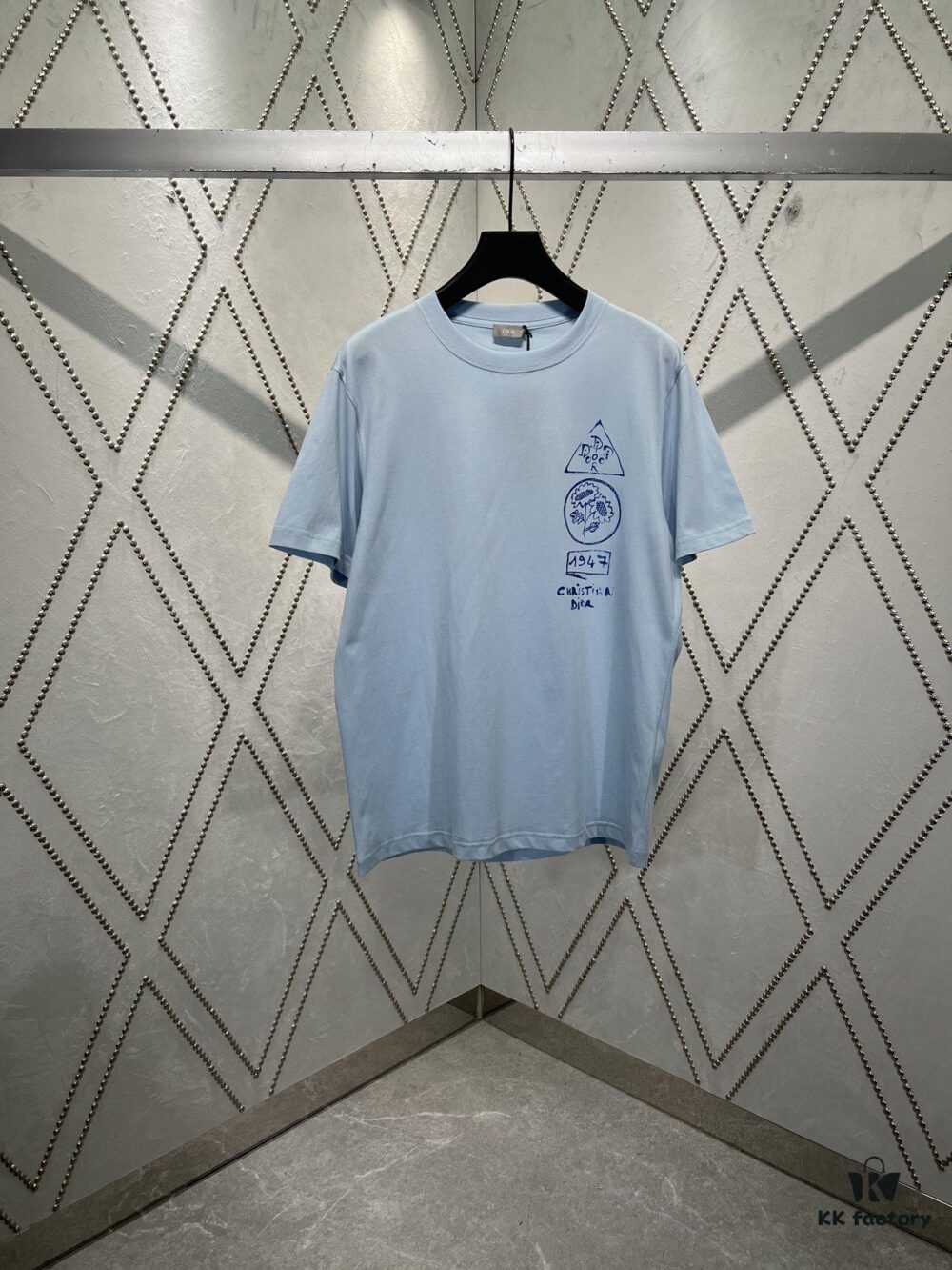 6931a058ccd8ab3d7af941d3 Dior 25SS New Arrival T-Shirt from the Dior and Hylton Nel Collaborative Collection