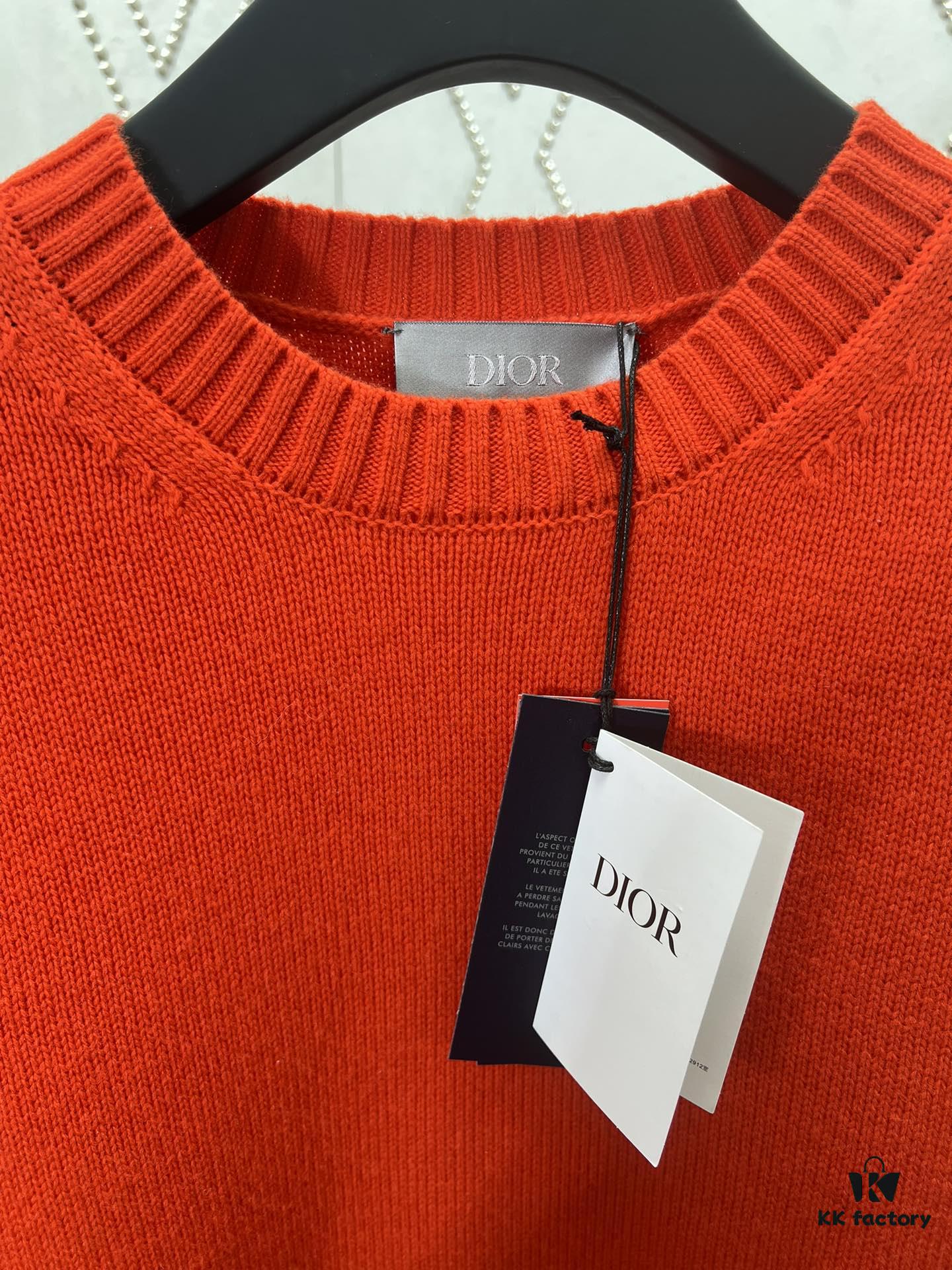 6931a058ccd8ab3d7af941df DIOR 25SS New Arrival Knitwear from the DIOR AND KAWS Limited Collection. Crafted from red and burgundy wool knit fabric, one sleeve features the DIOR AND KAWS signature embroidery, reinterpreting the Dior logo with a vibrant serpentine motif. The hem and cuffs feature contrasting details, perfect for pairing with classic jeans or shorts to create a striking look.