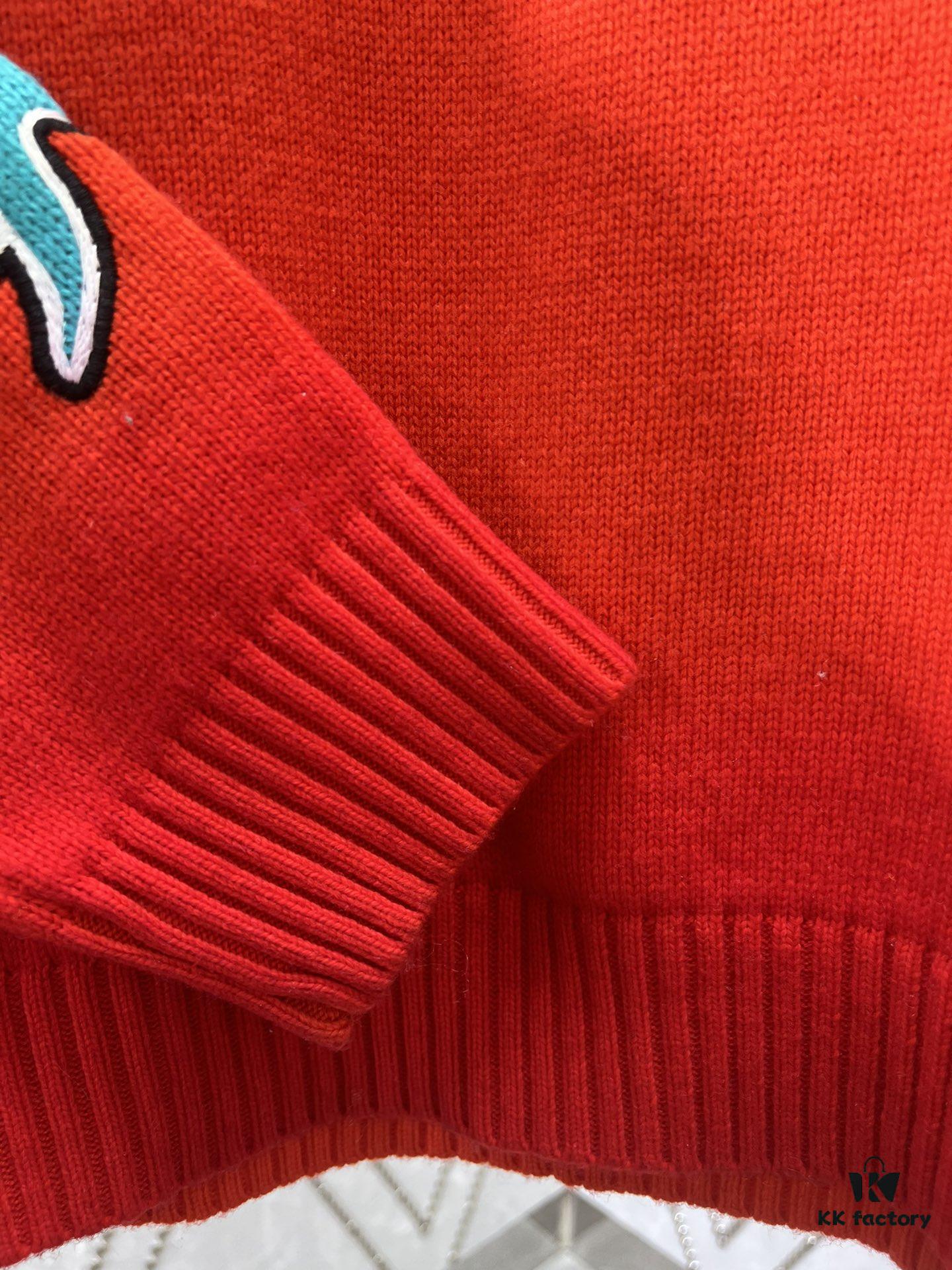 6931a059ccd8ab3d7af941e2 DIOR 25SS New Arrival Knitwear from the DIOR AND KAWS Limited Collection. Crafted from red and burgundy wool knit fabric, one sleeve features the DIOR AND KAWS signature embroidery, reinterpreting the Dior logo with a vibrant serpentine motif. The hem and cuffs feature contrasting details, perfect for pairing with classic jeans or shorts to create a striking look.