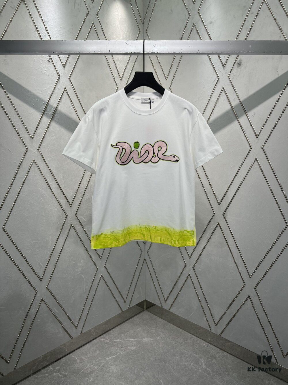 6931a05accd8ab3d7af94204 Dior 25SS Spring Collection T-Shirt from the DIOR AND KAWS Limited Edition Series