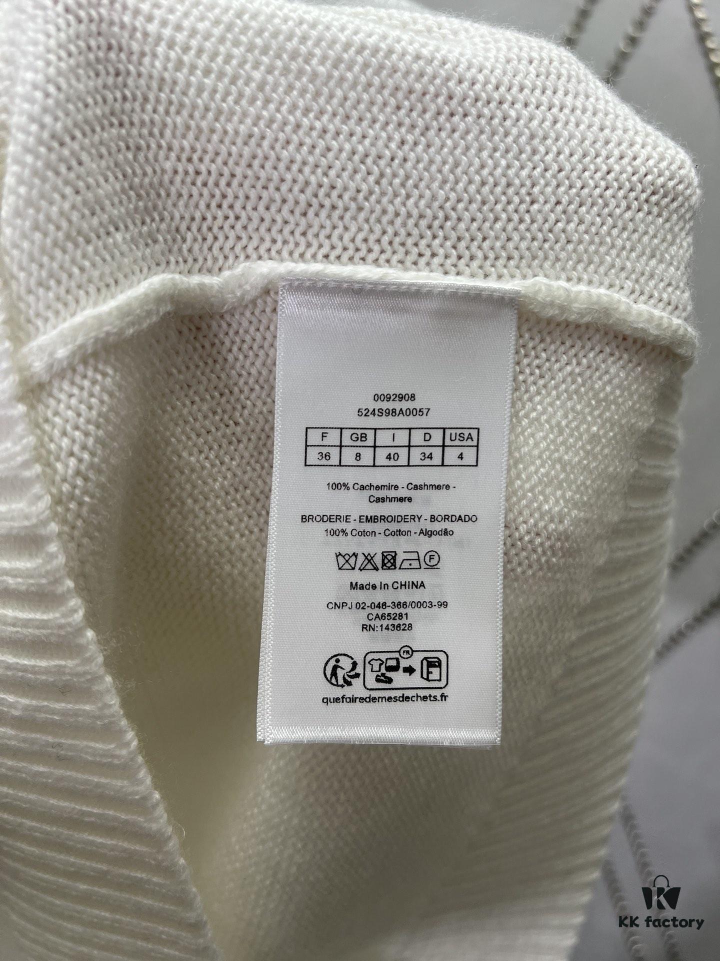 6931a05bccd8ab3d7af94216 Dior 25SS New Arrival Knitwear Elegant and Stylish